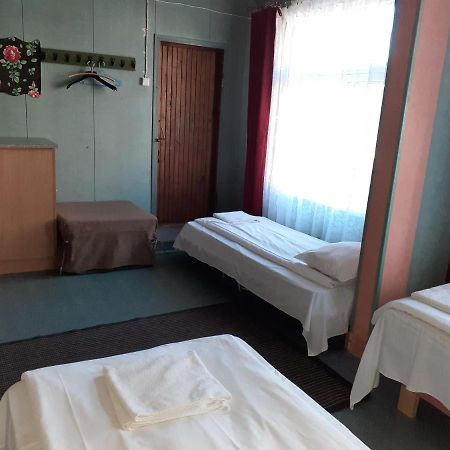 Budget Hostel Пярну Екстер'єр фото