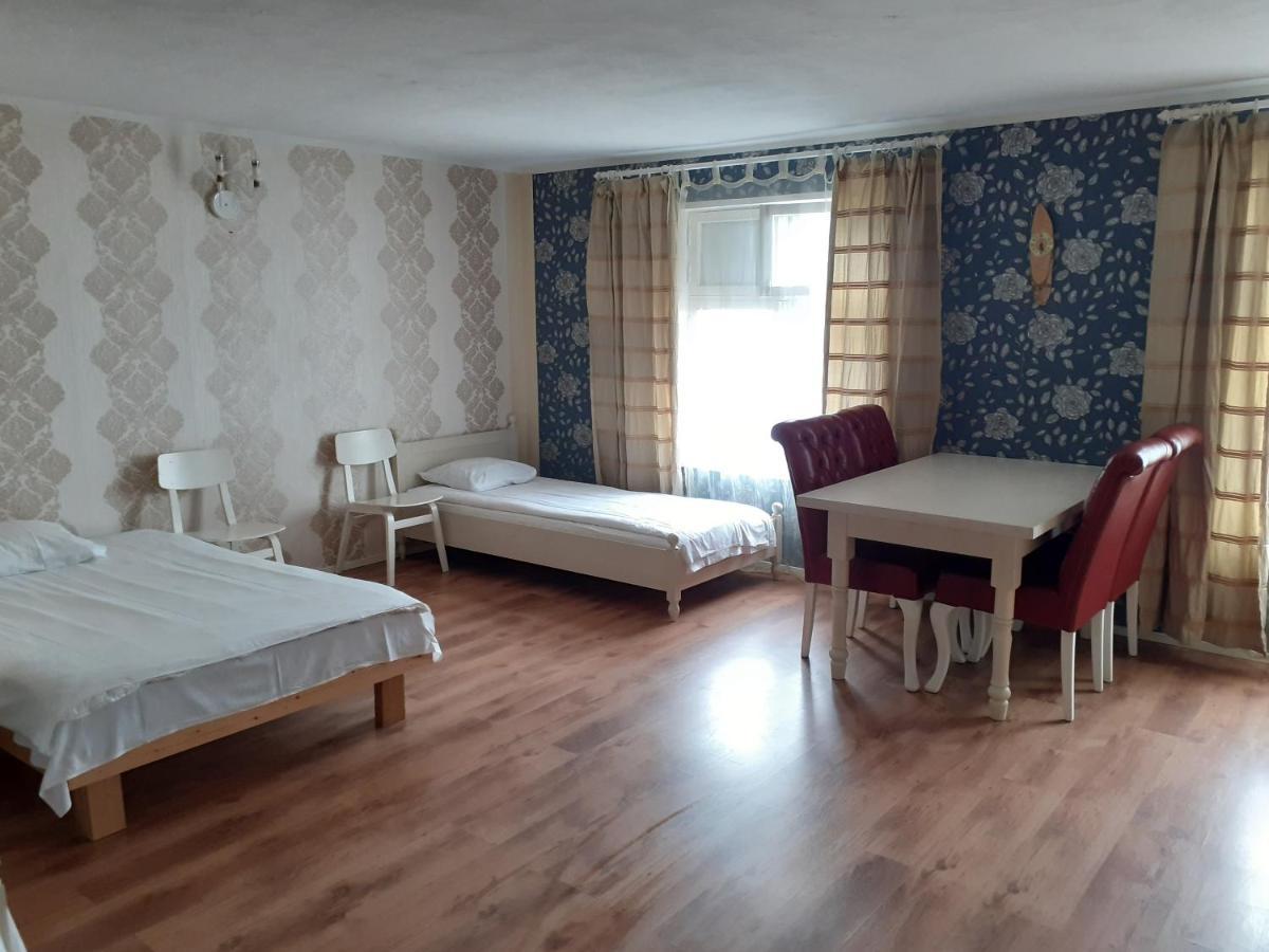 Budget Hostel Пярну Екстер'єр фото