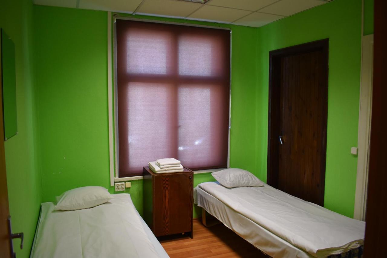 Budget Hostel Пярну Екстер'єр фото